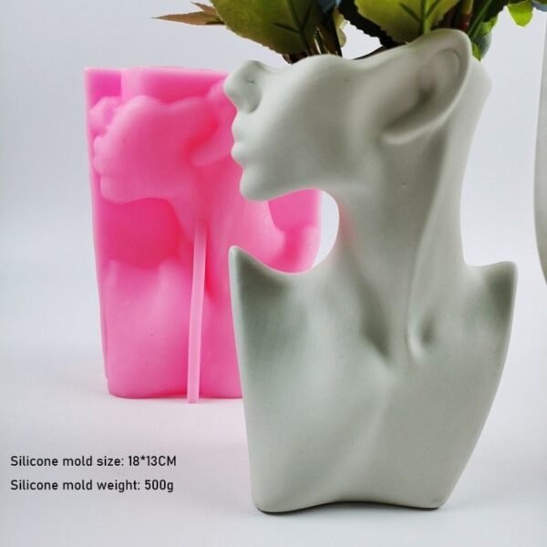 WOMAN HEAD VASE MOLD 2