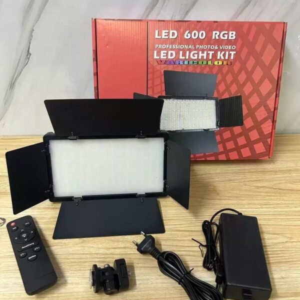 RGB LED 600 + TRIPOD