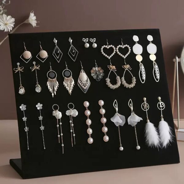 EARRING DISPLAY