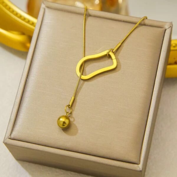 N07 AURELIA NECKLACE