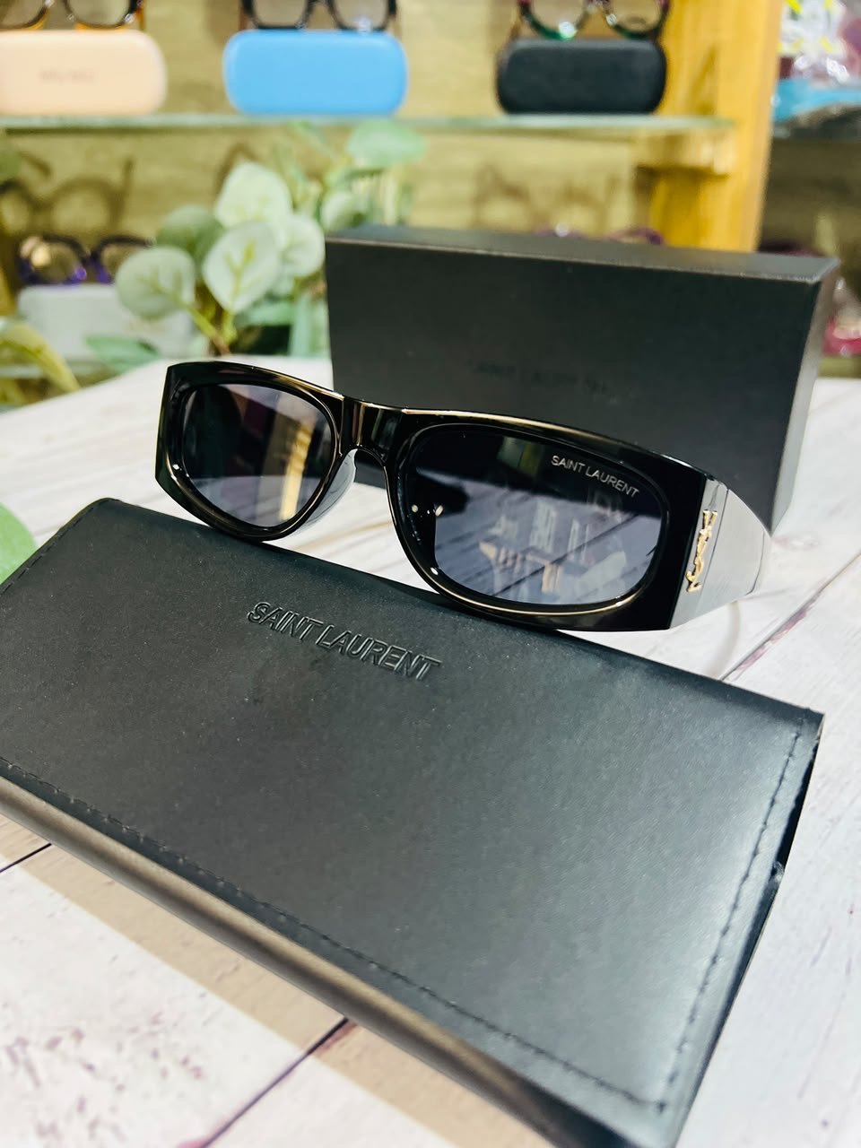 SAINT LAURENT SUNGLASSES - Image 2