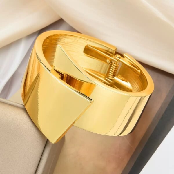 CHUNKY BRACELET